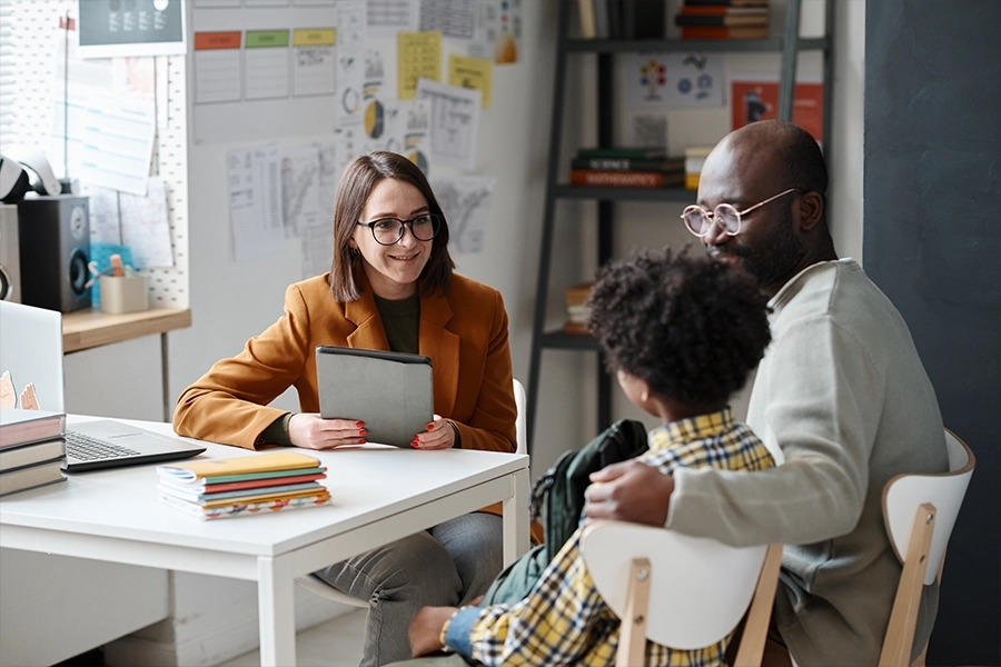 S’inscrire dans une démarche d’accompagnement personnalisé de l’enfant et travailler en collaboration