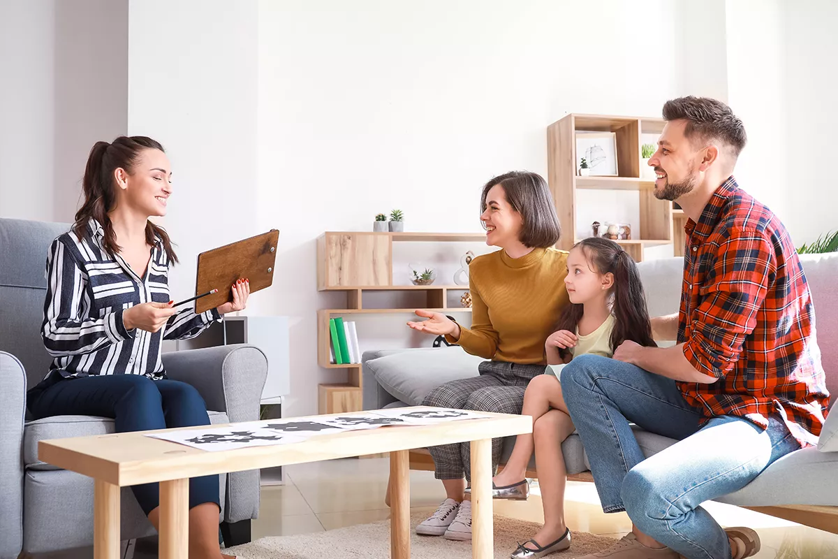 Collaborer avec les familles et les professionnels pour mieux accompagner un enfant présentant des TSA 